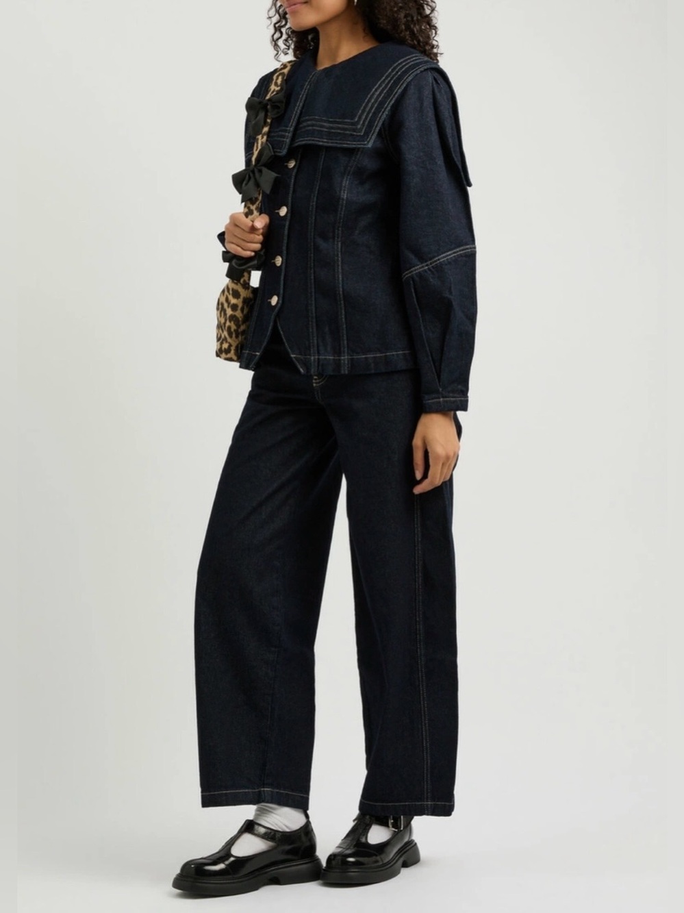 Damson Madder Dion Barrel Jeans in Indigo UK8/ US 4